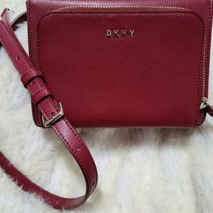 Like new DKNY crossbody bag
